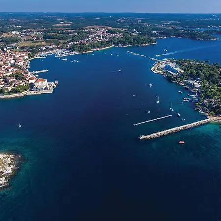 2 Bedroom Amazing In Cervar Porat Poreč
